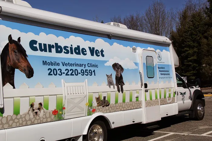 Curbside Veterinary Clinic, LLC Picture 3