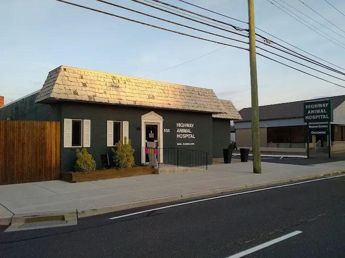 Highway Animal Hospital Picture 3
