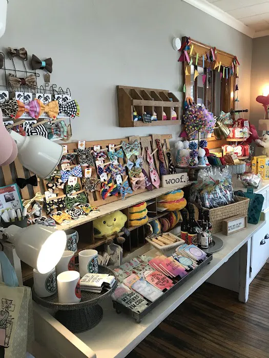 Bark On Mulford Picture 2