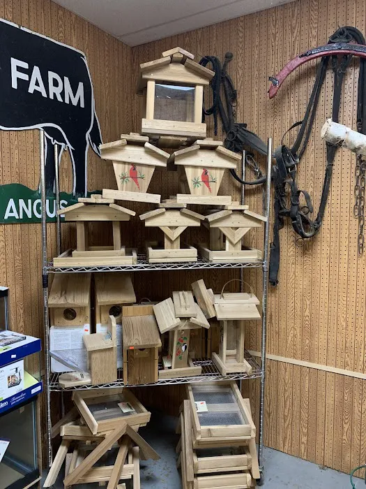 Wayne's Feed Store Picture 1