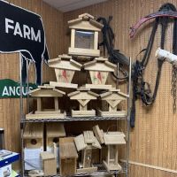 Wayne's Feed Store ico