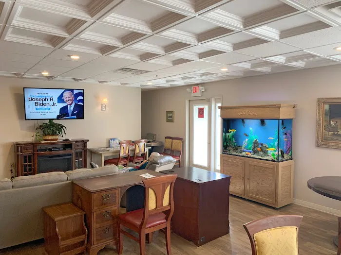 Serenity Aquarium & Aviary Services Picture 10