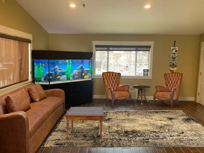 Serenity Aquarium & Aviary Services Picture 9