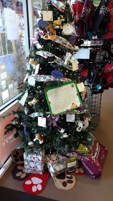 Unleashed, The Dog & Cat Store Crescent Commons Picture 7