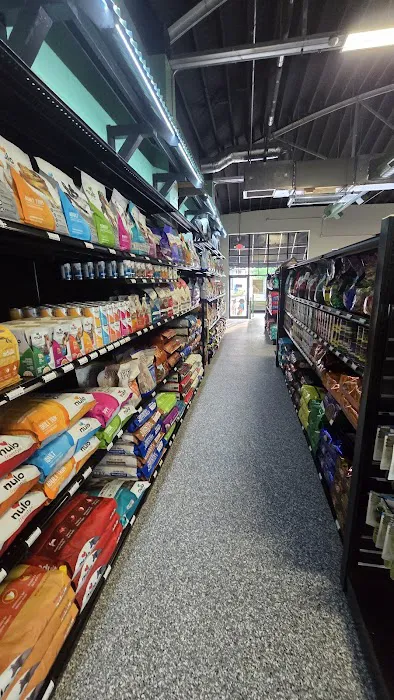 EarthWise Pet Supply & Grooming - Fuquay Picture 6