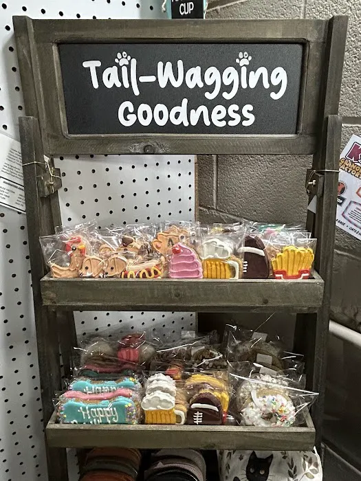 Lilly Ann’s Pet Boutique Picture 6