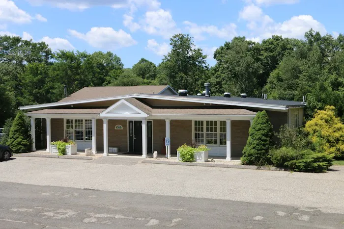 Litchfield Veterinary Hospital Picture 9