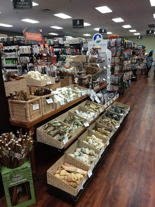 Naturally Unleashed Pet Nutrition Center Picture 6