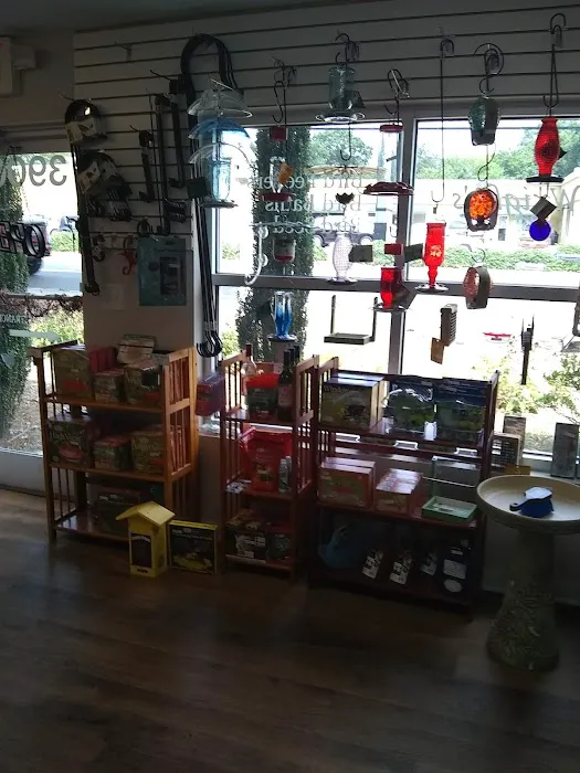 Wright's Backyard Birding Center Picture 5