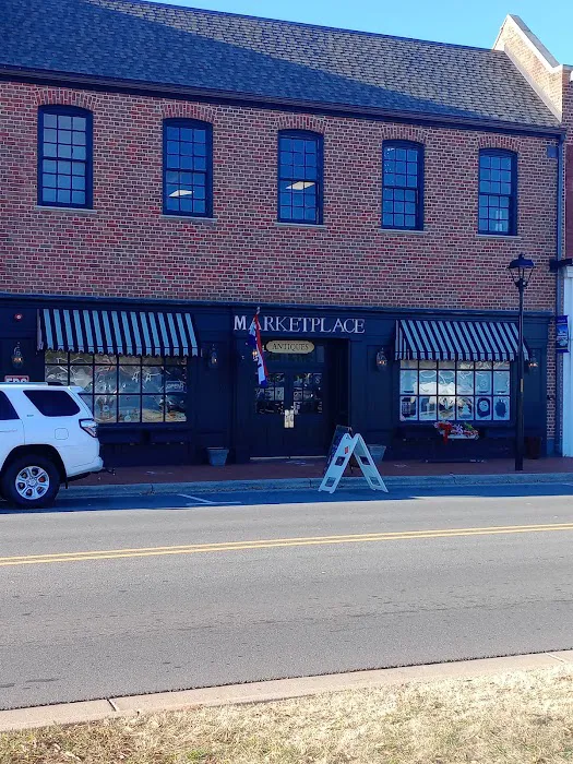 Luv's Gourmet Pet Treats Boutique Picture 2