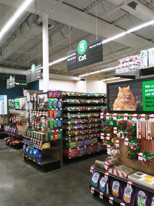 Pet Supplies Plus Charlotte - Elizabeth Picture 9