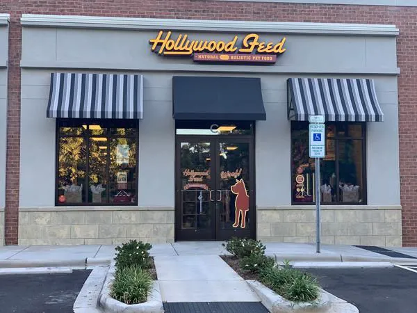 Hollywood Feed Picture 9