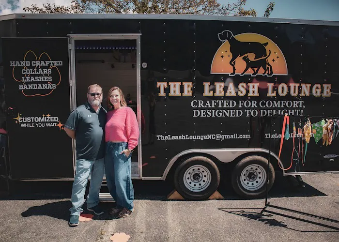 The Leash Lounge Picture 1