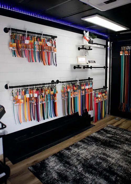 The Leash Lounge Picture 7