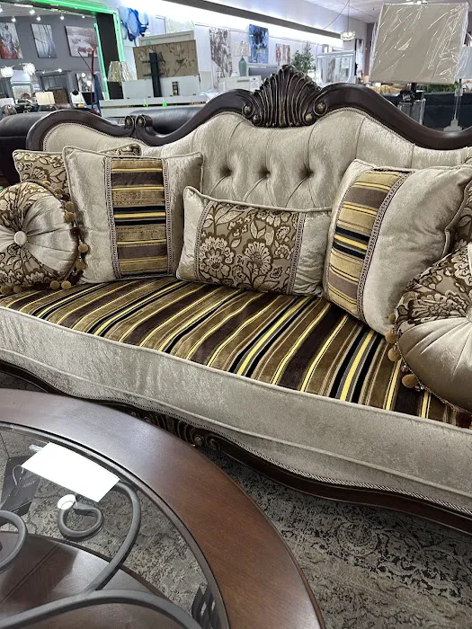 Racho Aweng LLC Picture 5