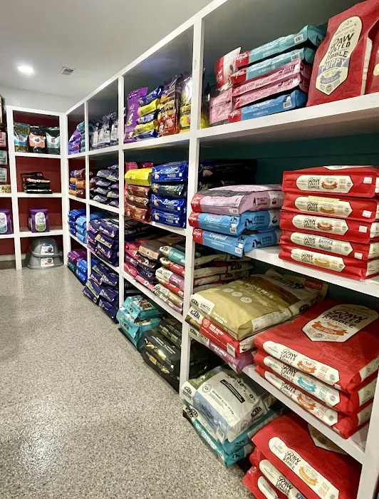 All Paws Pet Shop Picture 8