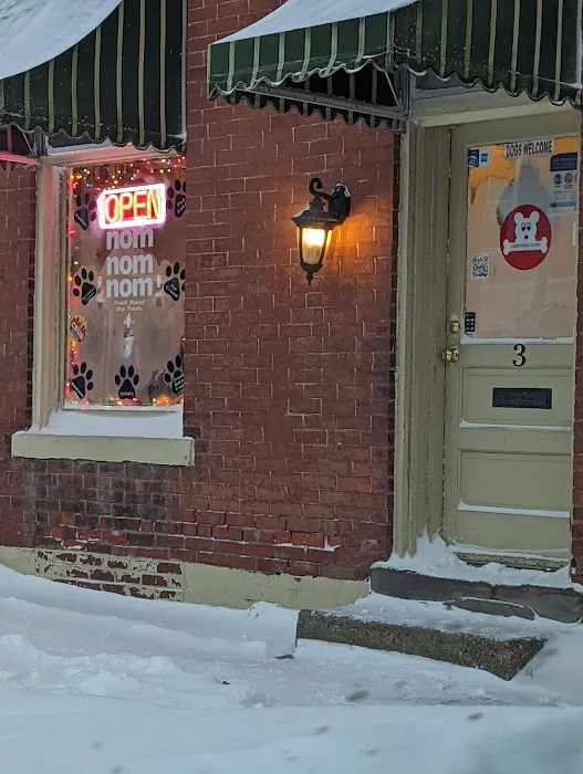 Nom Nom Nom Dog Bakery CW Picture 2