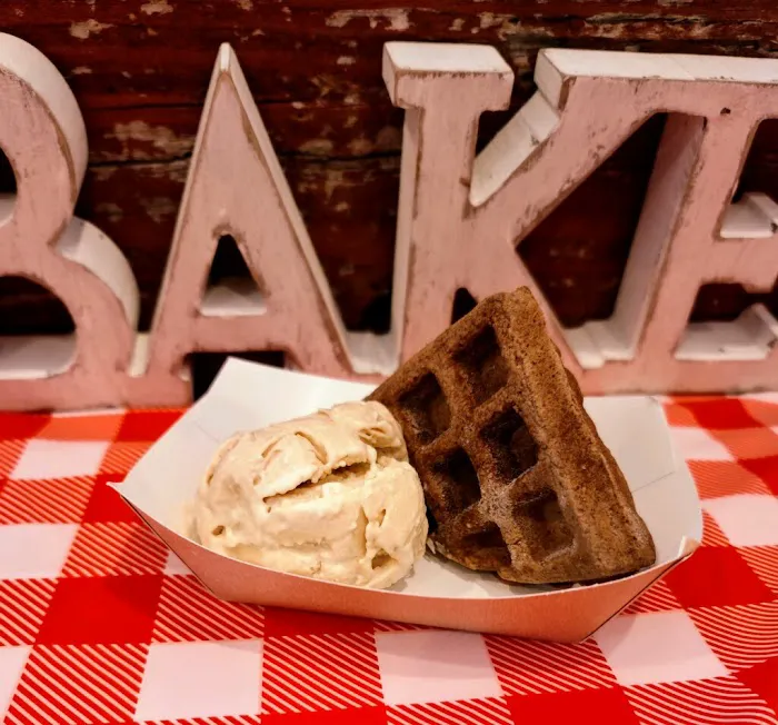 Nom Nom Nom Dog Bakery CW Picture 9