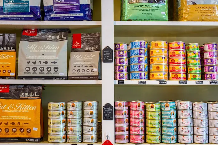 Village Pet Market Picture 10