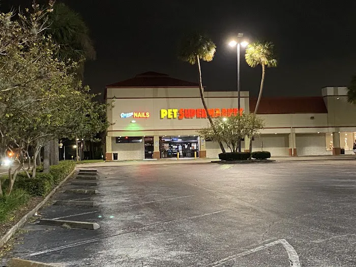 Pet Supermarket Picture 6