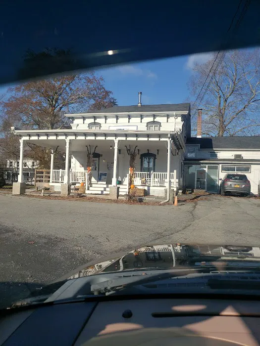 VCA Pine Bush Animal Hospital Picture 7