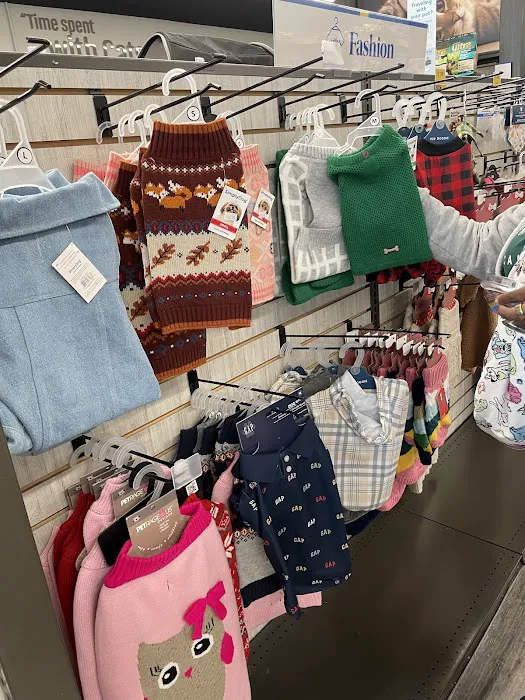 Pet Supermarket Picture 2