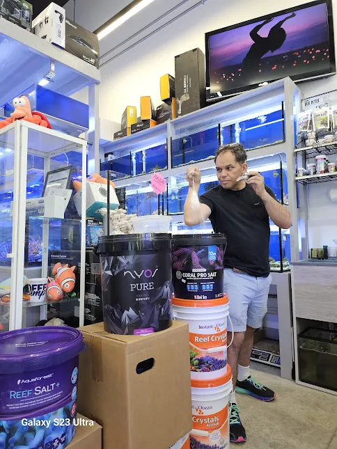 Aquamania Aquarium Store Picture 7