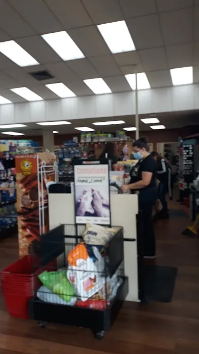Pet Supermarket Picture 2