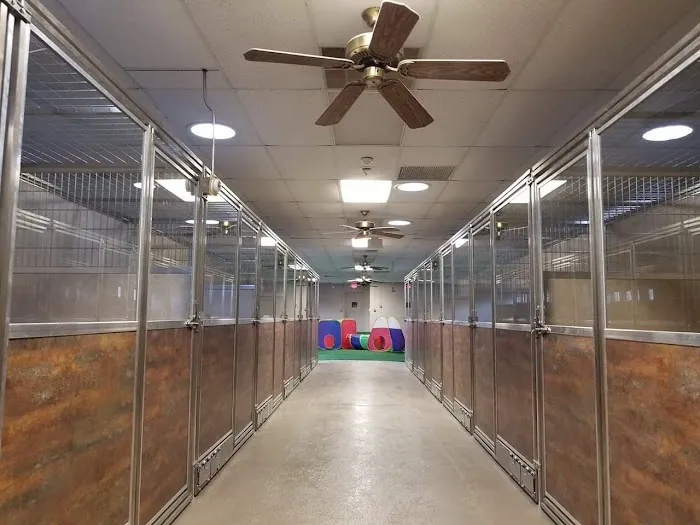 Heartland Veterinary and Boarding Picture 4