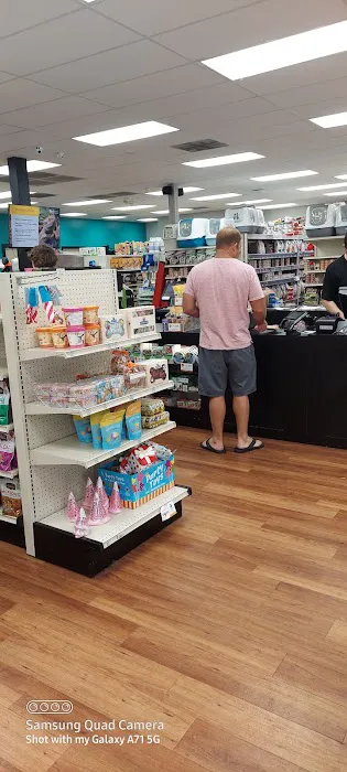 Pet Supermarket Picture 9