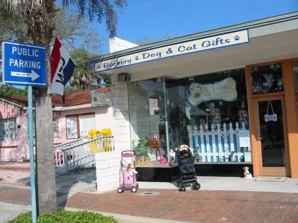 Silly Willie's Pet Boutique Picture 6