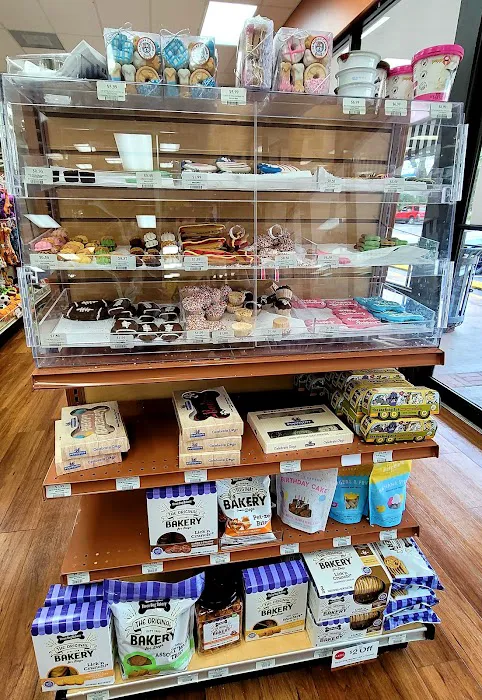 Pet Supermarket Picture 6