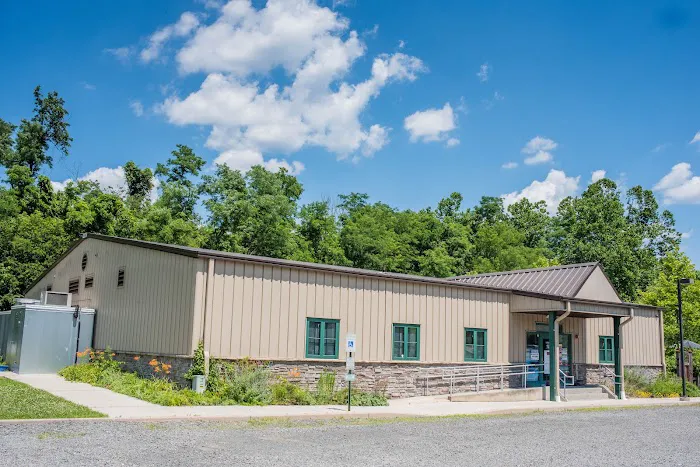 Wildlife Center Friends Picture 4