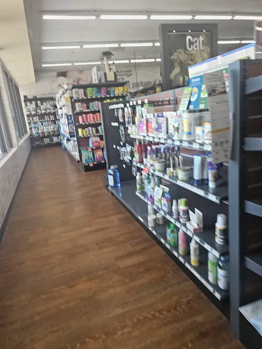 Pet Supermarket Picture 1