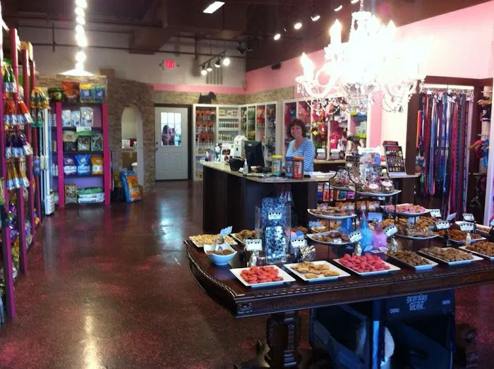 Woof Gang Bakery & Grooming Lakewood Ranch Picture 4