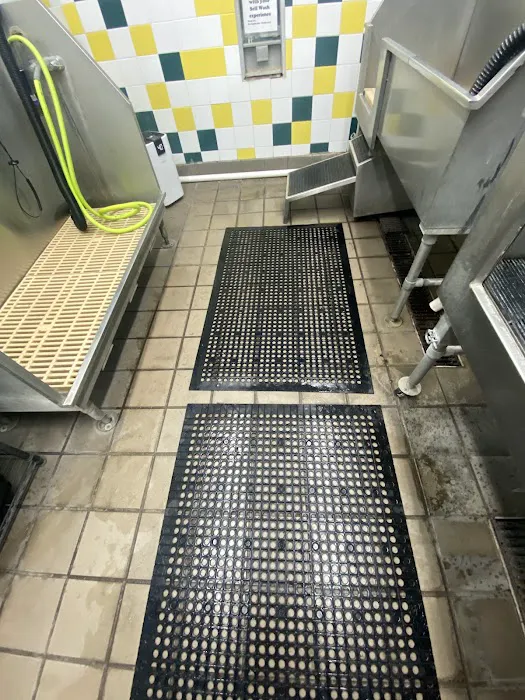 Pet Supplies Plus Pinellas Park Picture 9