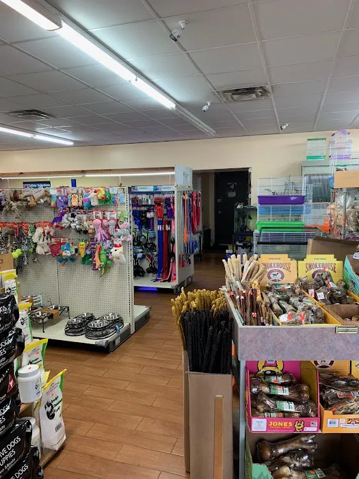Pet and Feed Store Picture 8