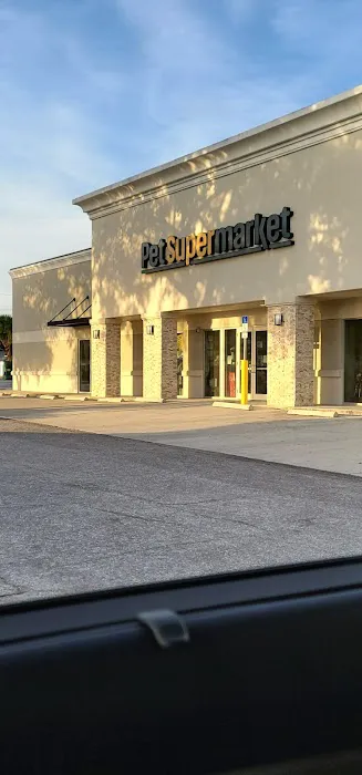 Pet Supermarket Picture 1