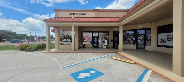 C N D Pet Boutique Picture 8