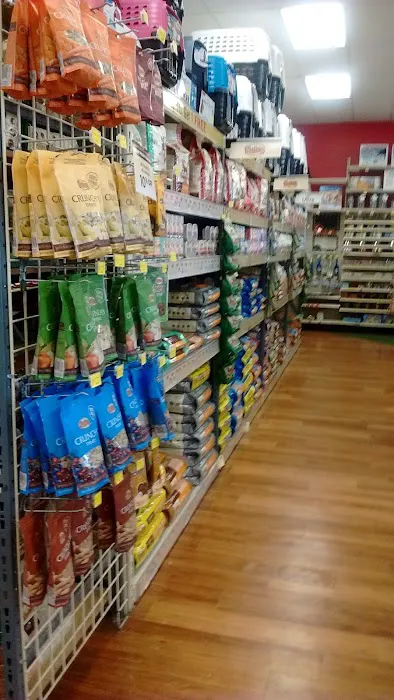 Pet Supermarket Picture 4