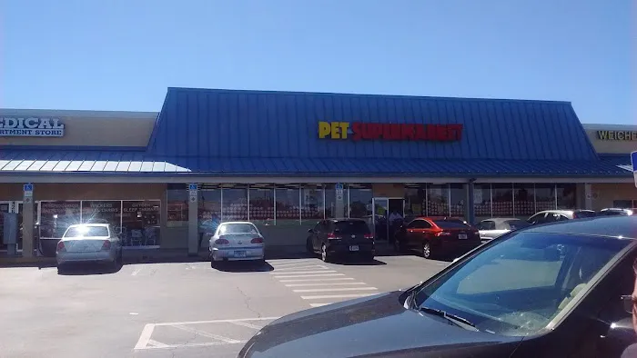 Pet Supermarket Picture 6