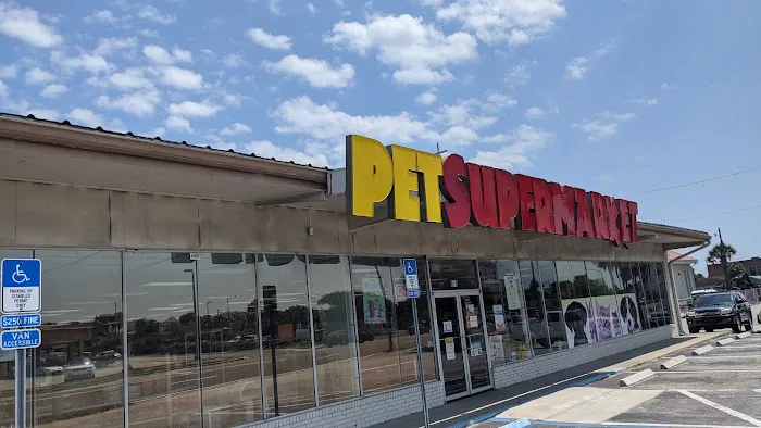 Pet Supermarket Picture 4