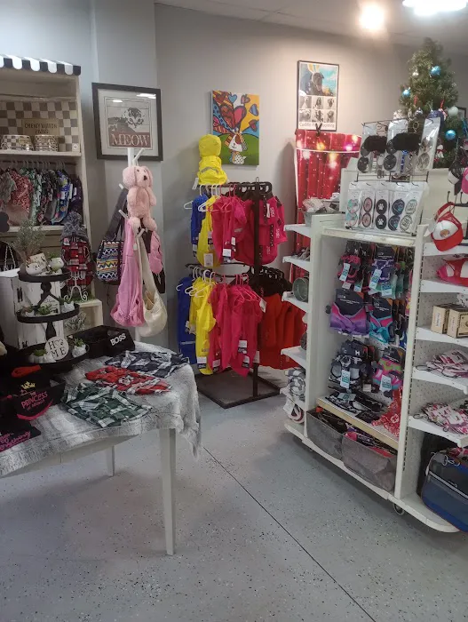 Dexters Pet Boutique Picture 2
