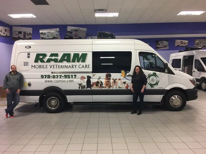 RAAM Mobile Veterinary Care Picture 3