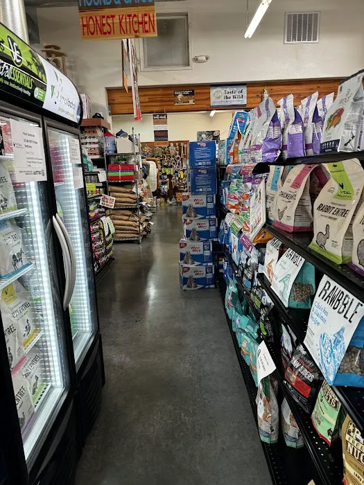 Bogie's Discount Pet Food & Supplies Picture 5