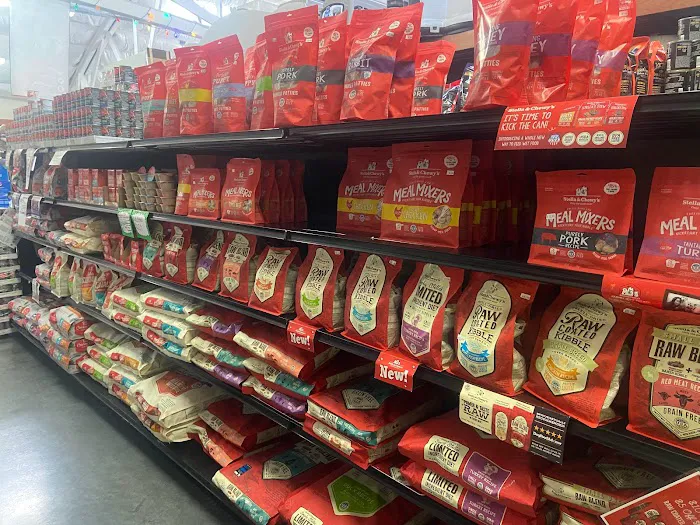 Bogie's Discount Pet Food & Supplies Picture 7