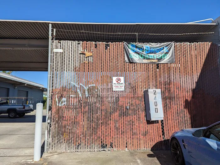 Bay Bridge Aquarium Picture 1