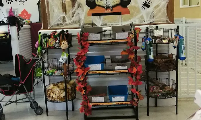 Debbie's Pet Boutique Picture 2