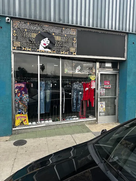 Malone ‘ S clothing store Picture 1
