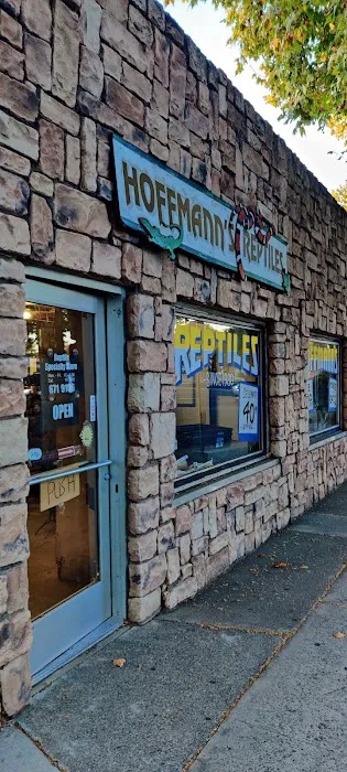 Hoffmann's Reptile Shop Picture 3
